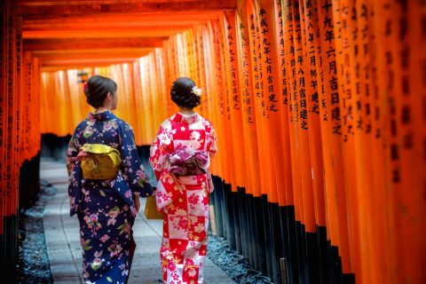 Fushimi-Inari-Shrine-One-of-most-famous-shrine-in-Japan-14